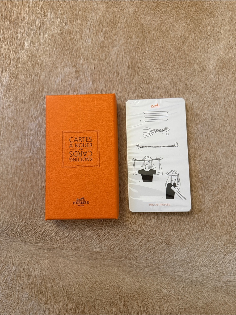 Hermes Knotting Cards